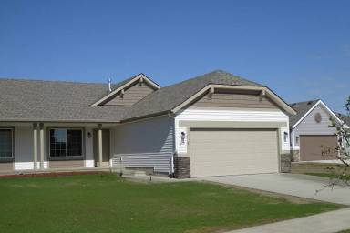 Main picture of 2655 N Glidden St