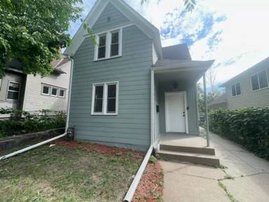 Main picture of 914 Earl St