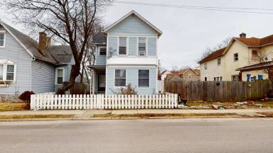 Main picture of 126 Nassau St