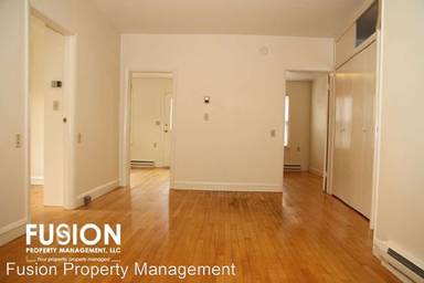 Main picture of 120 N Willard St