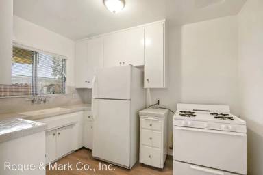 Main picture of 4803 Elmwood 403-5 St Andrews