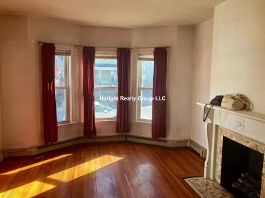 Main picture of 64 Murdock St