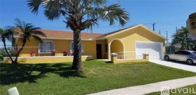 Main picture of 26031 SW 130th Ave