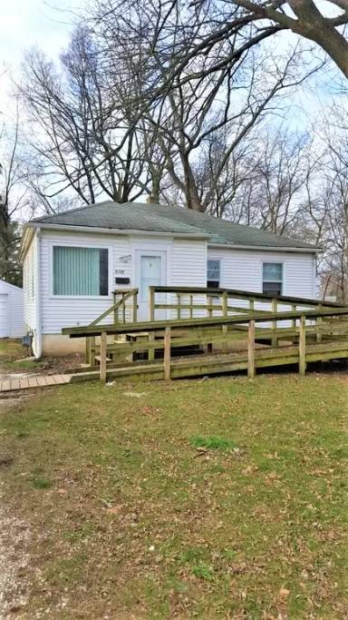 Main picture of 1405 Winding Ln