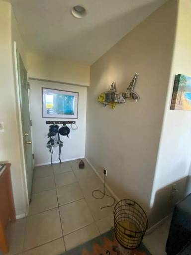Main picture of 957 Aalapapa Dr