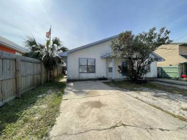 Main picture of 5415 Sunset Ave