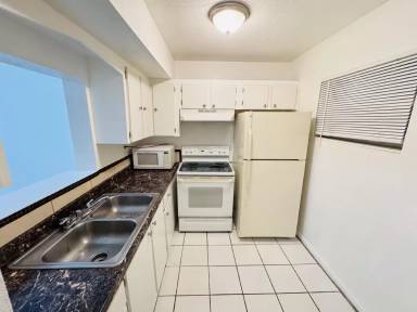 Main picture of Royal Point Condo