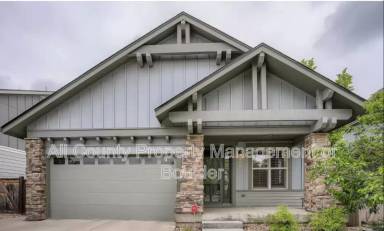 Main picture of 582 Cordova Ct