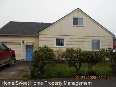 Main picture of 820 W Heron St