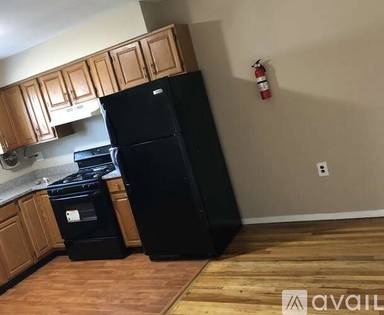 Main picture of 408 Cranbury Rd