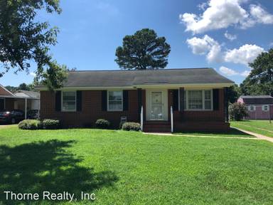 Main picture of 2300 Panola St