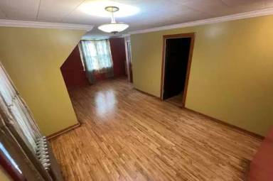 Main picture of 2059 N Kedvale Ave