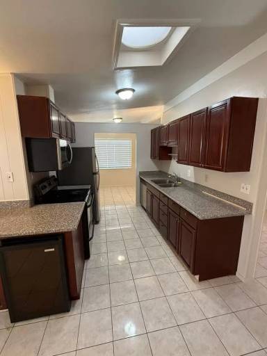 Main picture of 36756 Charles St