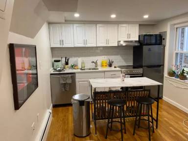 Main picture of 13 Anderson St