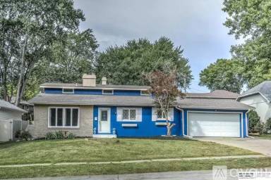 Main picture of 2112 S 133rd Ave