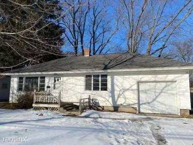 Main picture of 4685 Grand Haven Rd