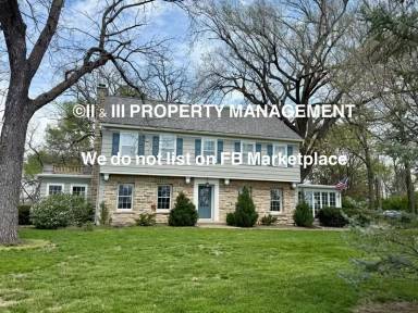 Main picture of 1314 W Red Bridge Rd