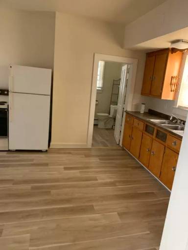 Main picture of 348 Madison St