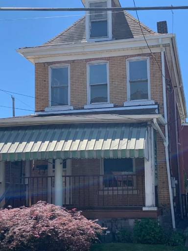 Main picture of 7310 Church St