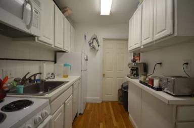 Main picture of 45 Westland Ave
