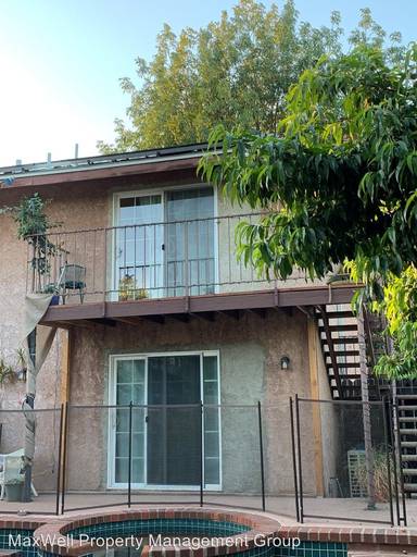 Main picture of 15932 Gault St