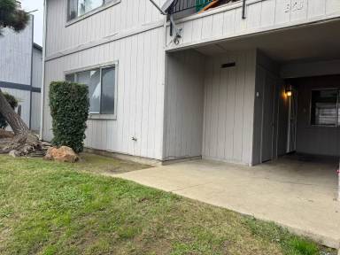 Main picture of 365 Alemar Way