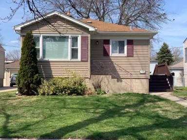 Main picture of 3664 Adams St