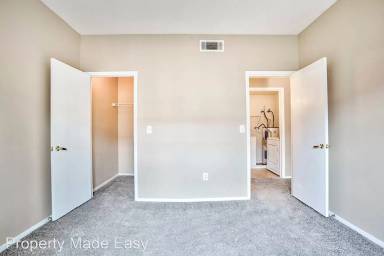Main picture of 2161 Hussium Hills St