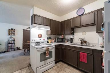 Main picture of 311 S Eaton Ave