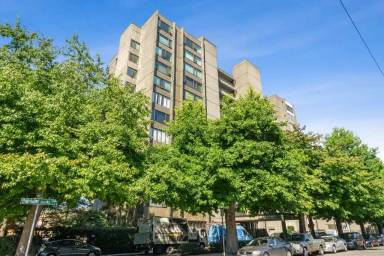 Main picture of 601 Belmont Ave E
