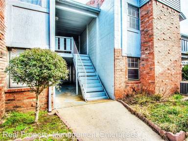Main picture of Piccadilly Square Townhomes