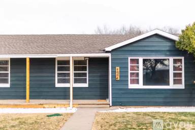 Main picture of 4006 43rd St