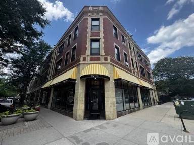 Main picture of 1344 W Lunt Ave