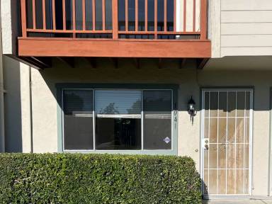 Main picture of 1041 Golf Course Dr