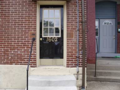 Main picture of 1602 Lowrie St