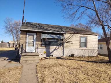 Main picture of 322 E 7th St