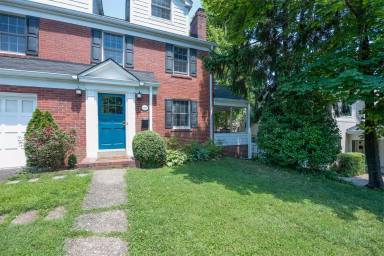 Main picture of 6207 19th St N