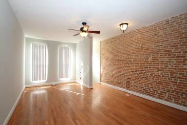 Main picture of 420 E Lorraine Ave