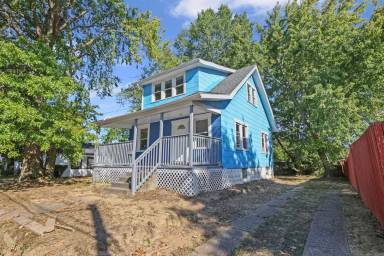 Main picture of 883 Palmetto Ave