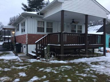 Main picture of 980 Seneca Park Rd