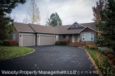 Main picture of 2829 NW Fairway Heights Dr