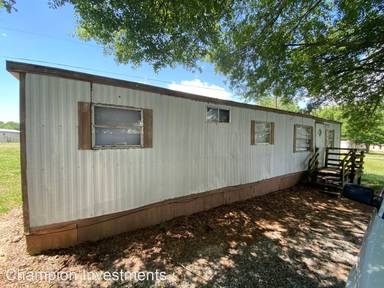 Main picture of 2218 S Post Rd