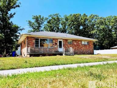Main picture of 300 Deptford Rd