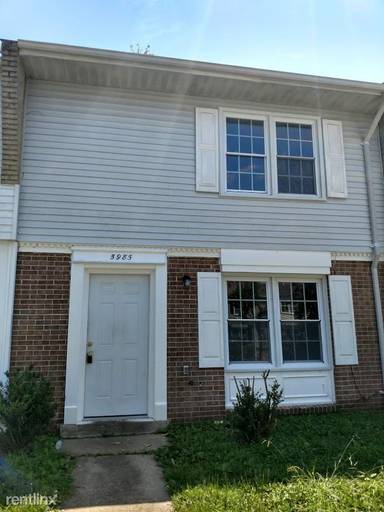 Main picture of 5985 Clear Springs Ct