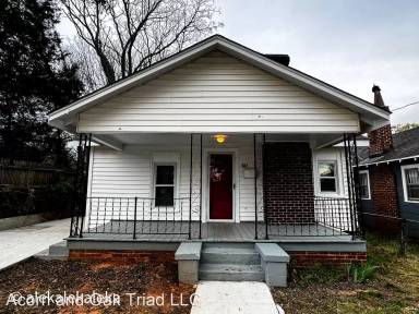 Main picture of 1833 Chapel St