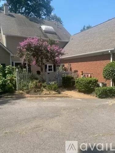 Main picture of 3484 Central Ave
