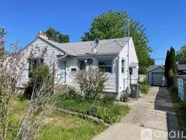 Main picture of 607 E Empire Ave