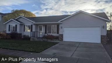 Main picture of 8946 N Torrey Ln