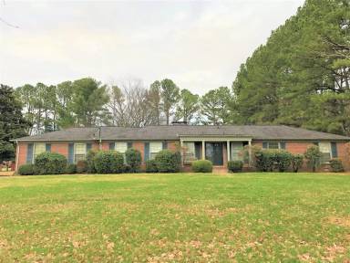 Main picture of 8103 Wikle Rd E