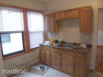 Main picture of 324 Summit Ave